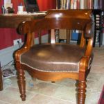 Restauration fauteuil de bureau Louis Philippe en acajou Restauration fauteuil de bureau Louis Philippe en acajou