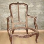 Bergère d'époque Louis XV estampillée AVISSE Restauration d'une bergère d'époque Louis XV estampillée AVISSE